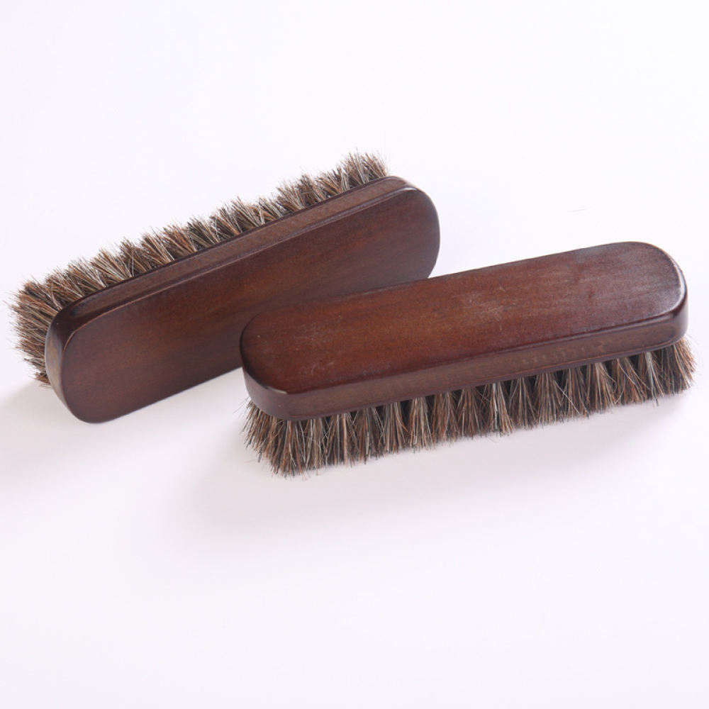 Horse Hair Cleaning Brush Poli - огляд і ціна Brushing Boot Horse